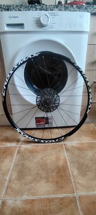 Rueda trasera Mavic Crossmax 29" + Casete (MTB)