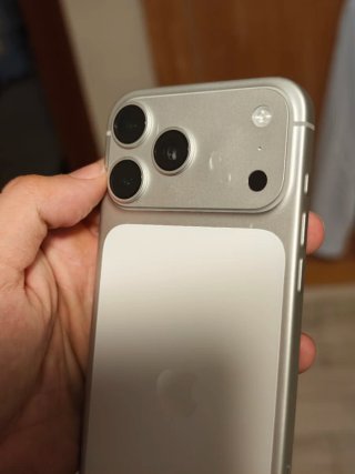 iPhone 17 Pro Max 1TB 100% batería