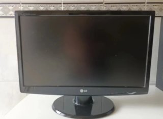 PC Asus + Monitor LG 22 + Periféricos