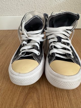 Converse plataforma negras talla 36.5