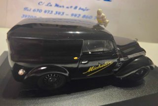 Renault Juvaquatre Van 1955 Michelin 1/43