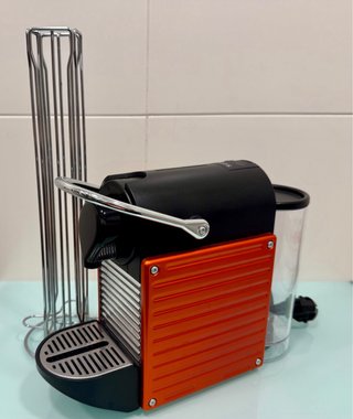 Cafetera Nespresso Krups Pixie Naranja