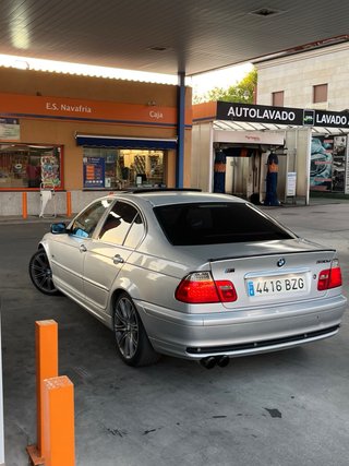 BMW Serie 3  2002