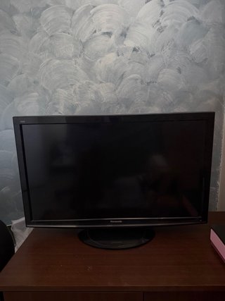 TV Panasonic 43” FHD