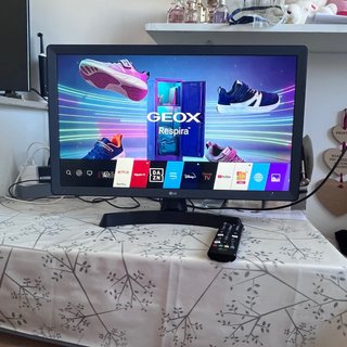 Smart TV LG 24 Wifi Mando Buen Estado