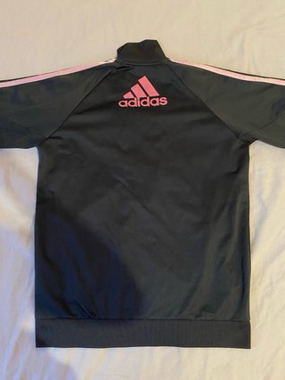 Sudadera Adidas negra y rosa