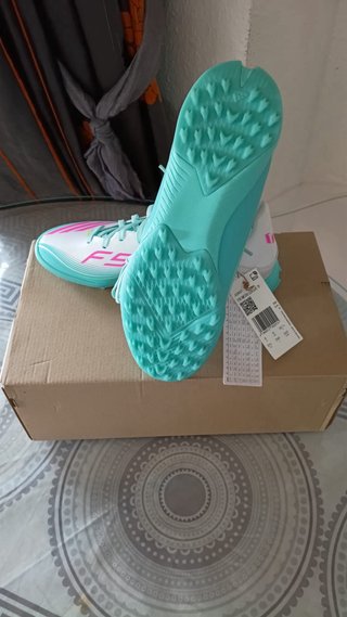 Zapatillas de fútbol Adidas F50 Talla 39