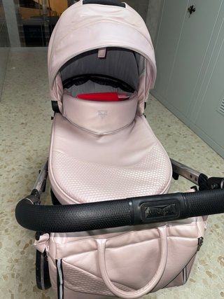 Carro de bebé Junama Diamond rosa y negro + silla