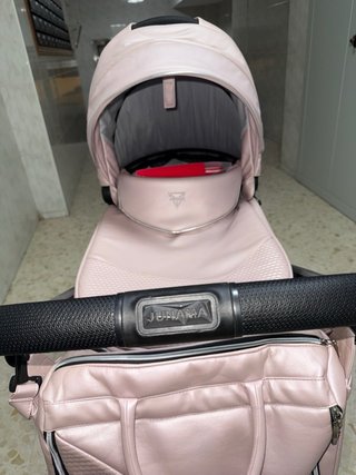Carro de bebé Junama Diamond rosa y negro + silla