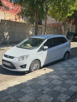 Ford Grand C-MAX 2015