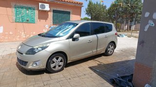 Renault Grand Scenic 2010
