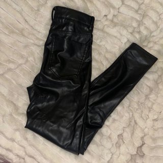 Pantalones Skinny Tiro Alto Cuero Negro