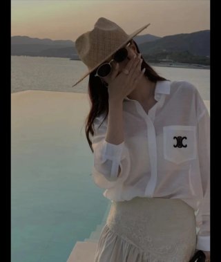 Camisa Blanca con Bolsillo