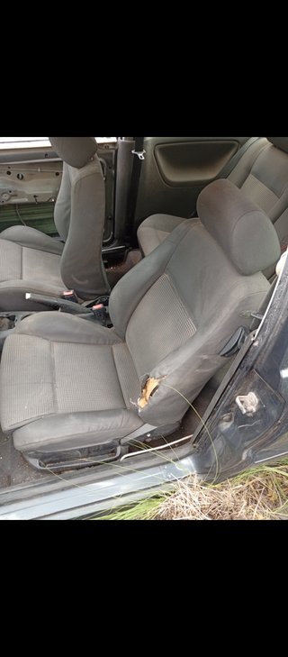 Retrovisor derecho VW Polo 6N2
