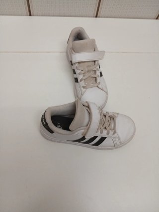Zapatillas Adidas Niño Talla 32