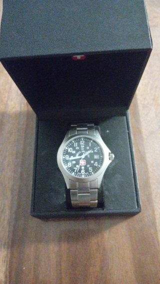 Reloj Swiss Military Plateado