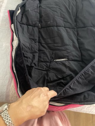 Saco de bebé rosa y negro