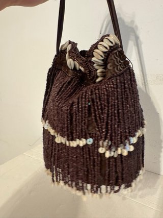 Bolso de mano Zara con abalorios