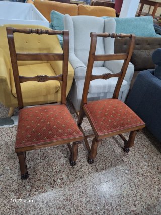 Pareja de Sillas  Madera Antiguas 2×60e unidad 30e