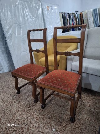 Pareja de Sillas  Madera Antiguas 2×60e unidad 30e