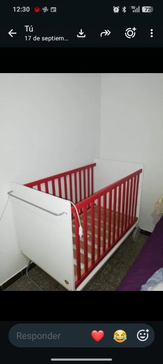 Cuna convertible en escritorio