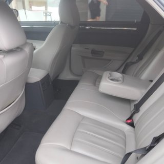 Chrysler 300C Touring V6