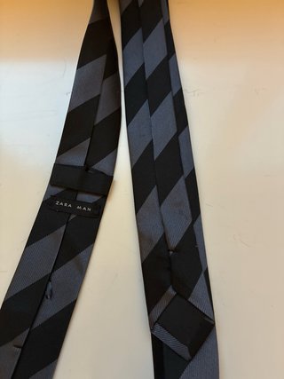 Corbata Zara a rayas
