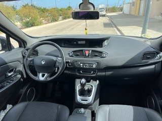 Renault Grand Scenic 2011