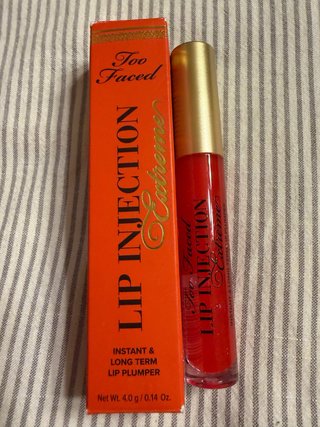 Lip Injection Extreme Too Faced