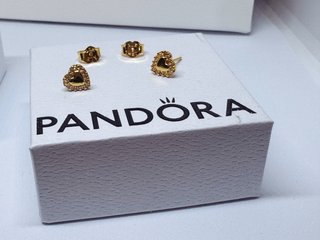 Set Anillo y Pendientes Pandora Corazón