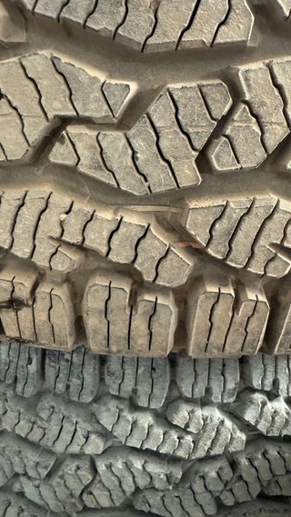 Continental CrossContact ATR – 265/70 R15