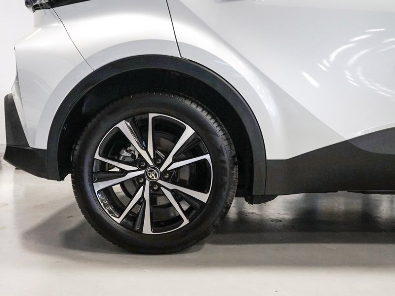 Toyota C-HR 2024, foto 16