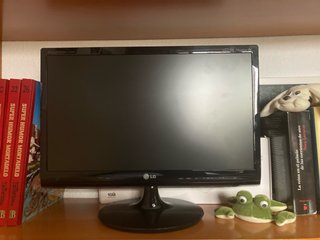 Monitor TV LG Flatron de 24 pulgadas