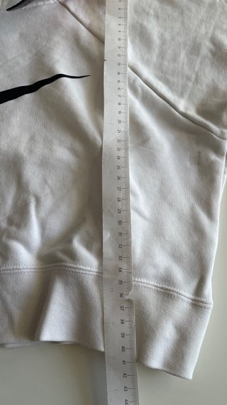 Sudadera Nike Blanca con Logo Negro