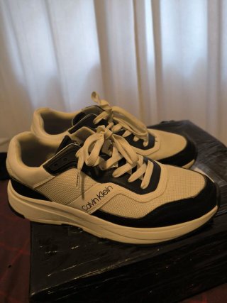 Zapatillas Calvin Klein Blanco y Negro