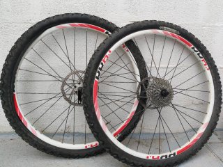Set de 2 Ruedas de Bicicleta d Montaña(Negociable)