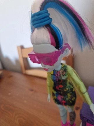 Monster High y mascotas