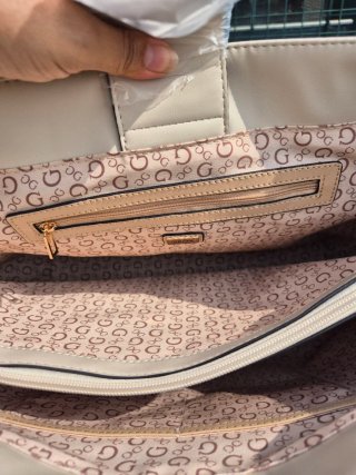 Bolso Tote Guess Café