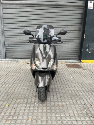 Yamaha Majesty 180