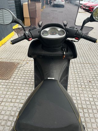 Yamaha Majesty 180
