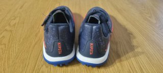 Botas de fútbol para niño nuevas t33