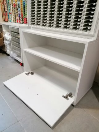 Expositor Gütermann SVK 336/15 vacío