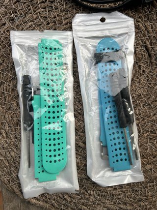 Garmin Forerunner 235 averiado + accesorios