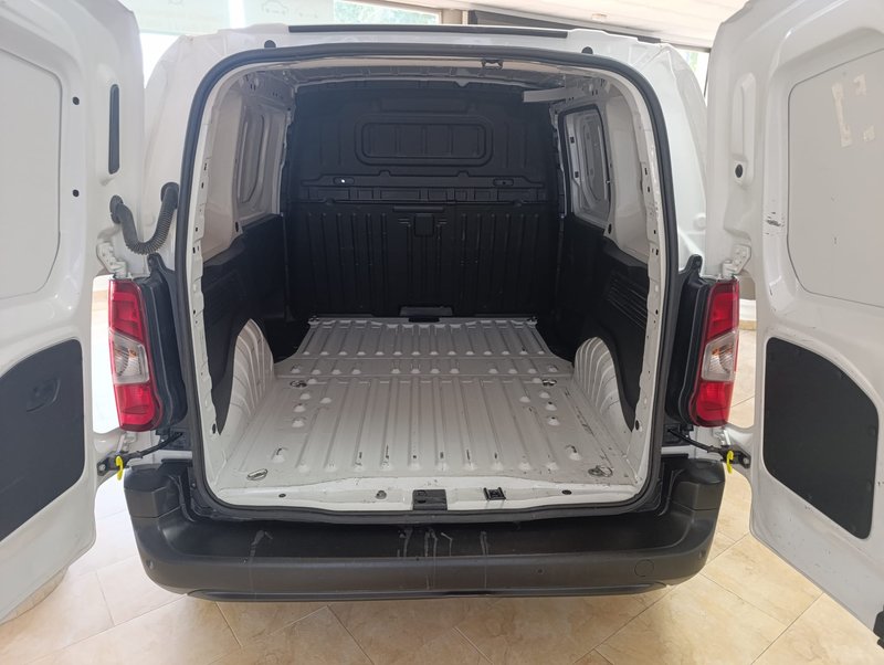 Opel Combo 2022, foto 9