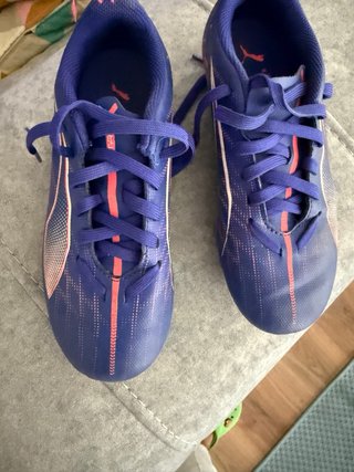 Botas de Fútbol Puma Ultra 5 Play MG Talla 32