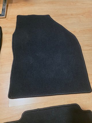 Juego Alfombras Toyota Yaris Originales