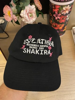 Gorra Shakira Madrid 2026