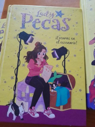 Lady Pecas. Lote 5 libros