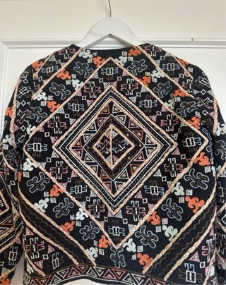Chaqueta Bordada Estilo Étnico
