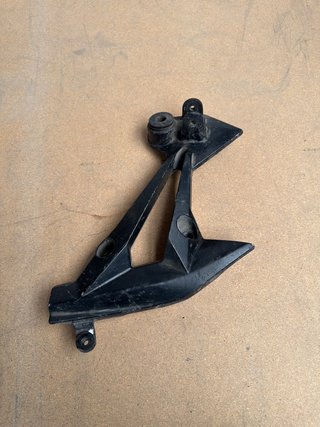 Soporte Estribera Trasera Derecha Kawasaki Z 750